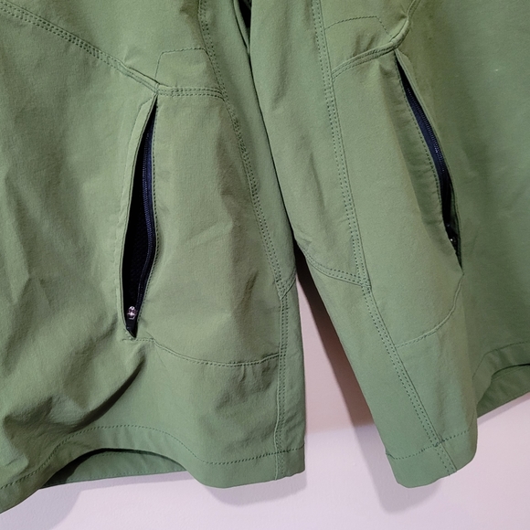 Dakine Syncline Shorts - Picture 2 of 9